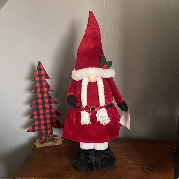 NWT- Beautiful Mrs Claus Greeter Gnome Decoration w/ Extendable Legs 27”-37” H - Picture 4 of 17